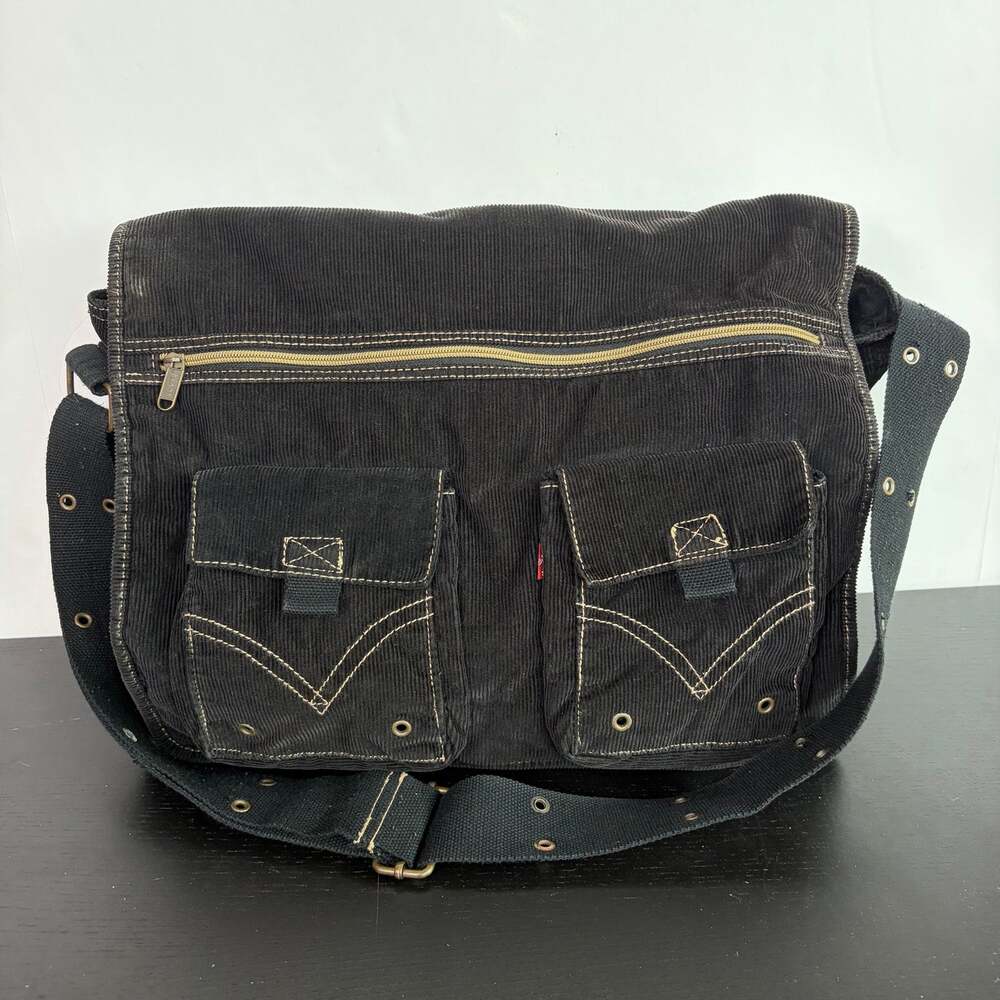Y2K Levi's Black Corduroy Double Pocket Flap Messenger Bag Adjustable Crossbody